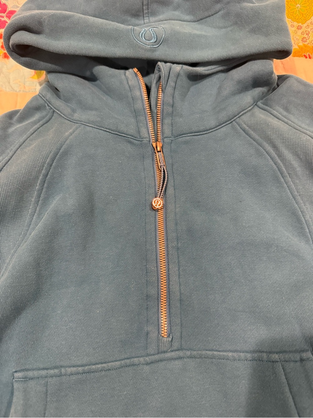 Women’s lululemon Teal Half-Zip Hooded Scuba Sweatshirt - Picture 2 of 8